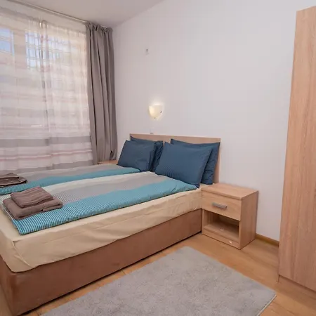 Lägenhet Spacious 2bd - Walk To Center And Free Parking By Flat Mаnager