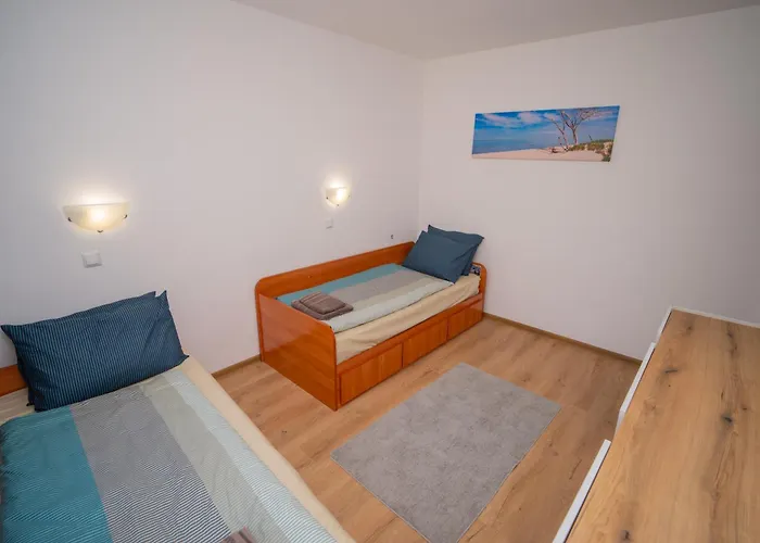 Spacious 2bd - Walk To Center And Free Parking By Flat Mаnager Daire