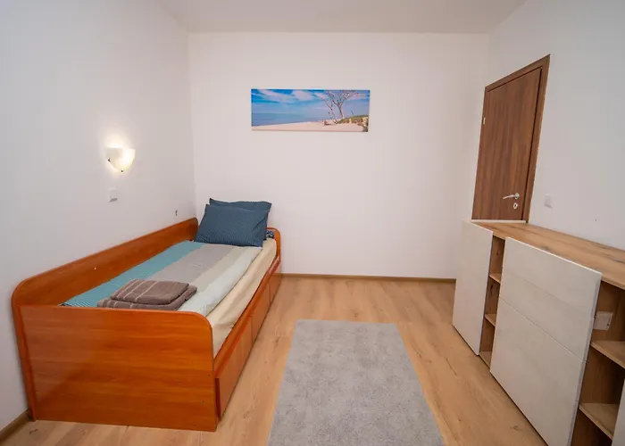 Spacious 2bd - Walk To Center And Free Parking By Flat Mаnager Апартамент *